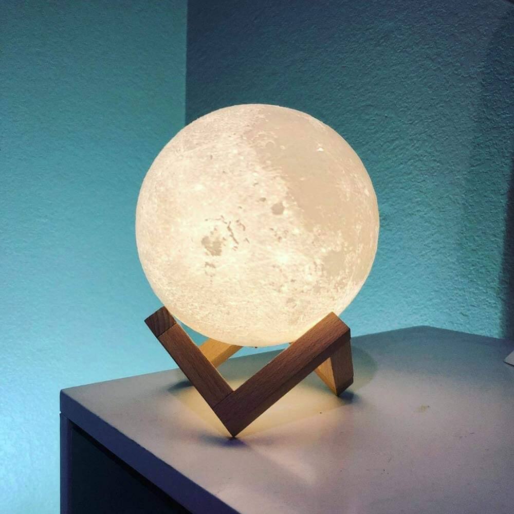 Lampe LED en forme de lune